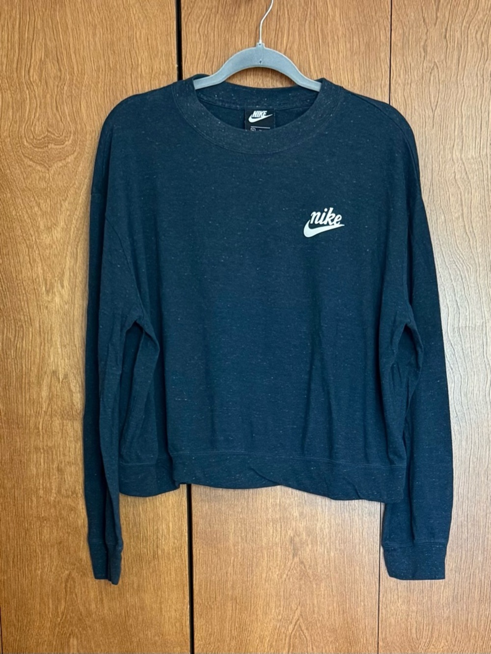 Nike Women's Navy Logo Crewneck Pullover- XL Like New
